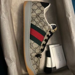 Mens Gucci size 7